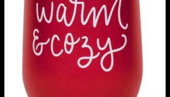 Cozy Corners: Homey Gifts to Warm Mom's Heart