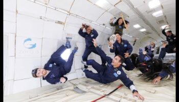 Floating Horizons: Πλοήγηση στον Κόσμο με Μηδενική Βαρύτητα